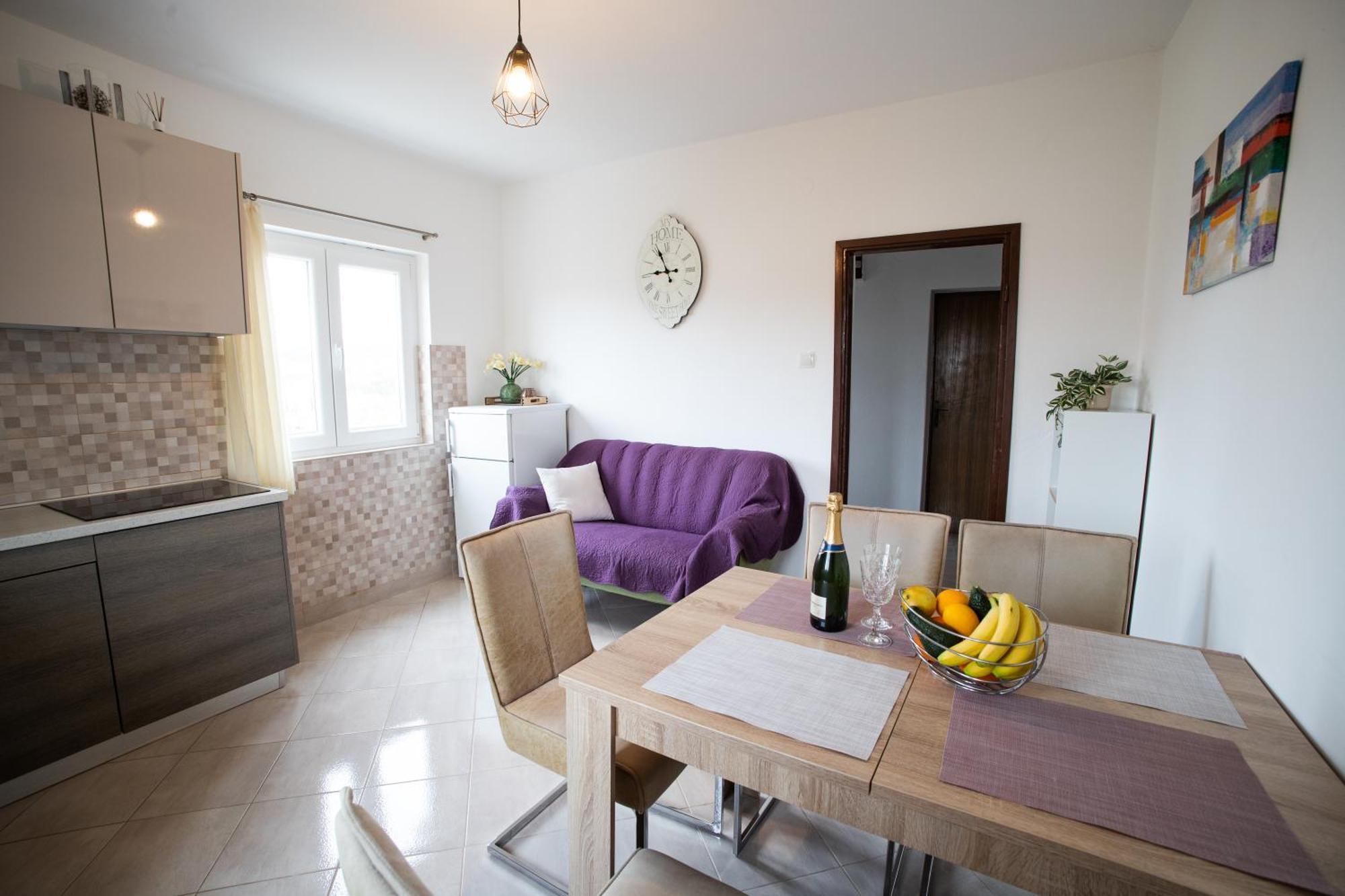 Apartment Vala