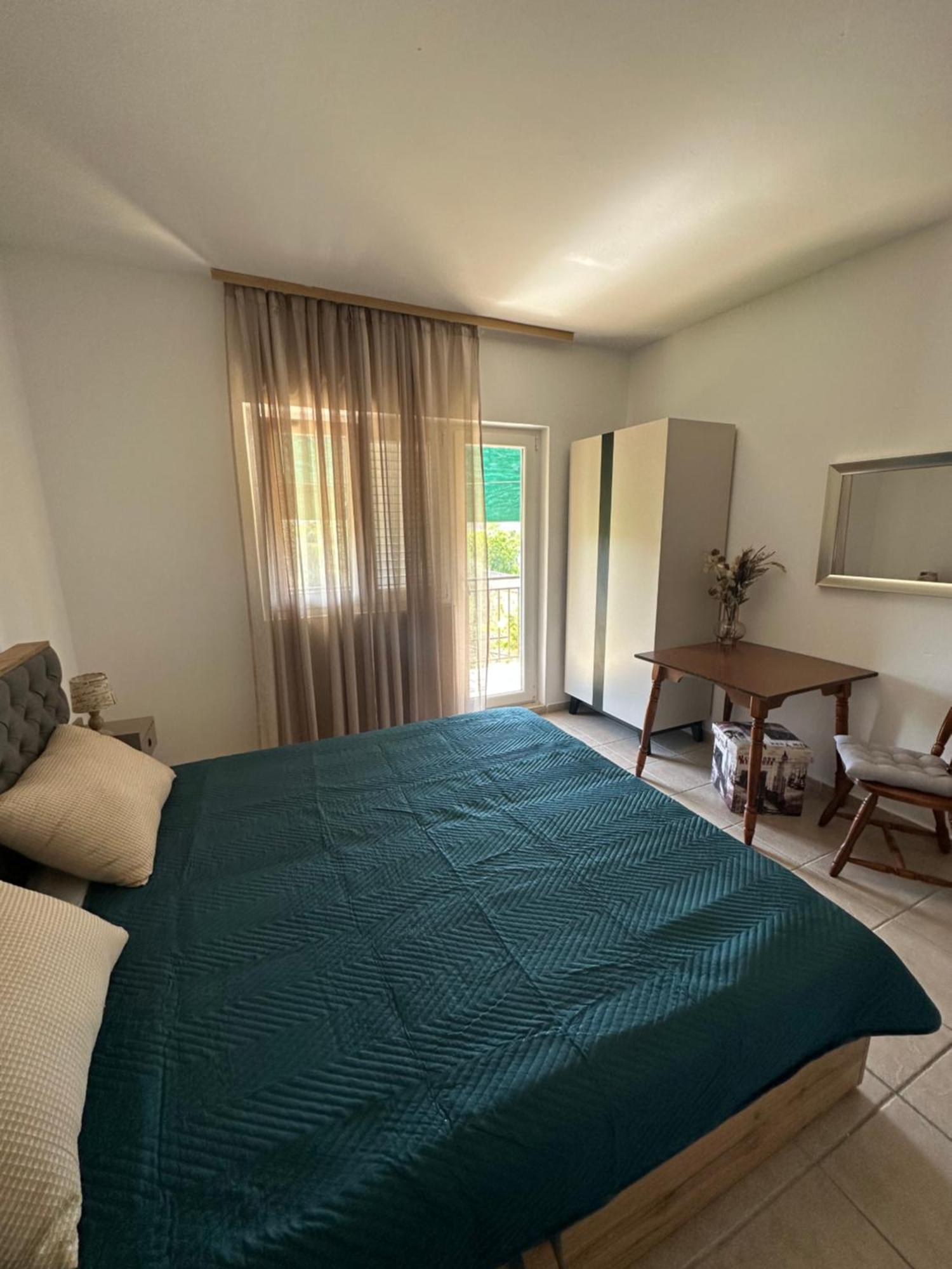 Vala Apartment